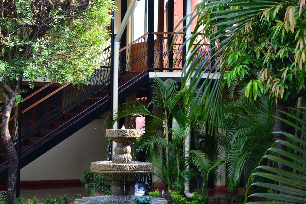 Hotel Austria Leon Exterior photo